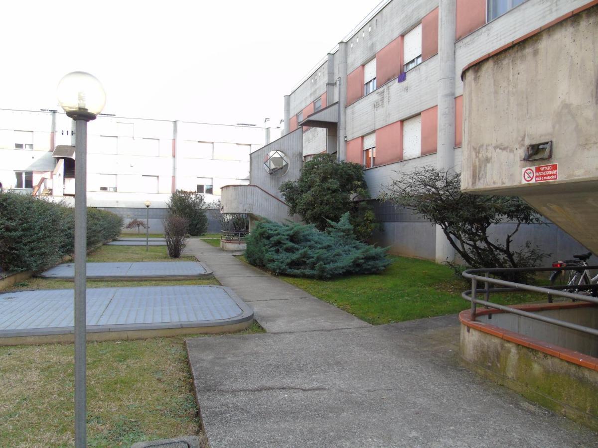 Hotel Casa Leonardo Airport Azzano San Paolo Exterior foto